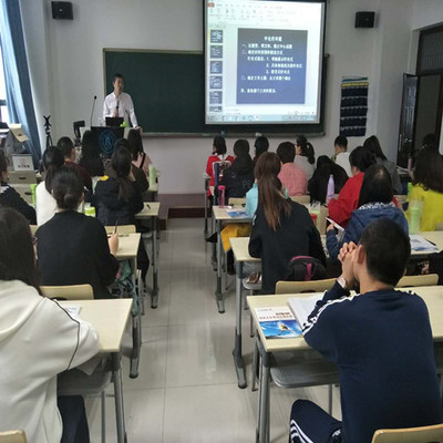 内蒙古成公教育咨询 点亮职业理想，助力公职梦想